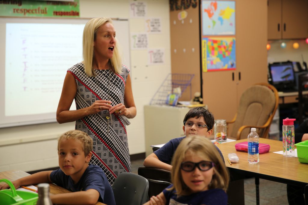elm_first_day_of_school_8.24.16_34.jpg